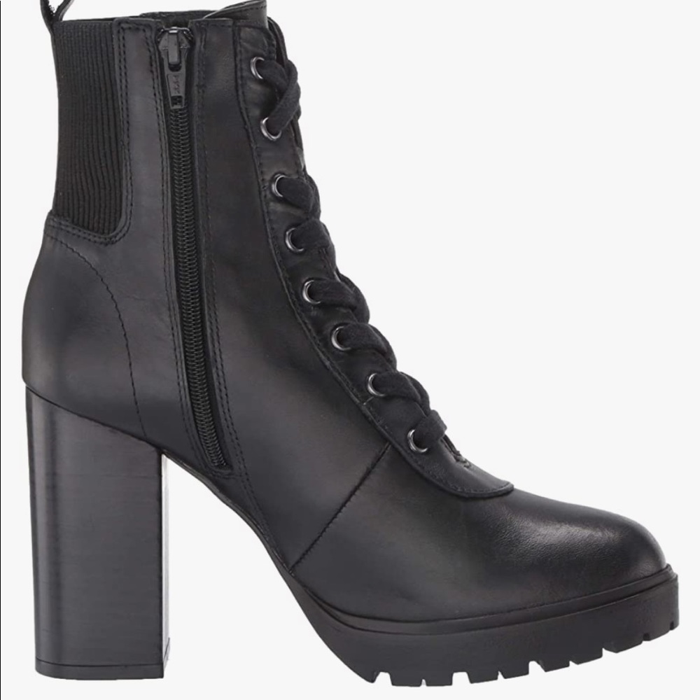 Steve Madden Latch boot